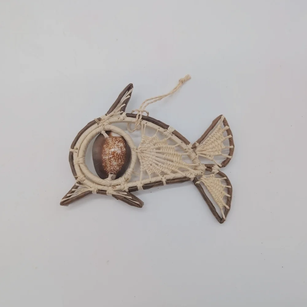 Handcrafted Dolphin Cowrie Shell String Christmas Ornament Laurieanna Tomoki - Picture 3 of 4